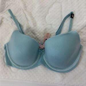 NWT Victoria's Secret Body by Victoria Lined Demi/Demi Double Bra size 34DD